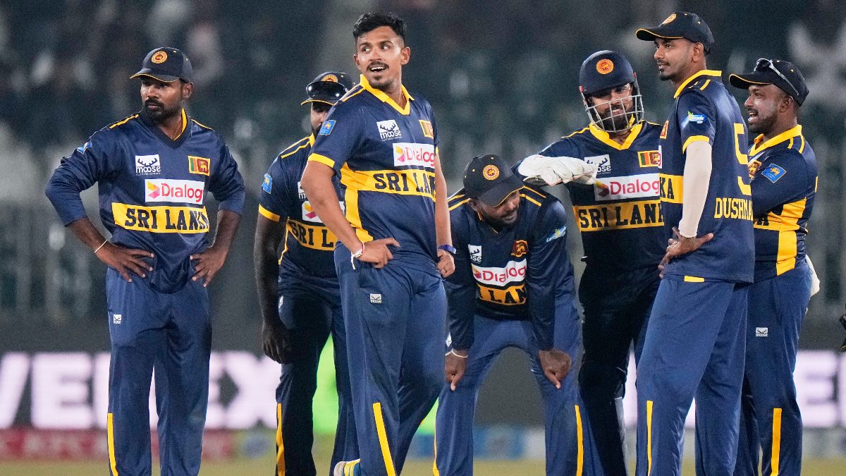 Sri Lanka cricketers fear repeat of 2009 terrorist attack in Pakistan as SLC forces team to stay on despite suicide bombing Sri Lanka cricketers fear repeat of 2009 terrorist attack in Pakistan as SLC forces team to stay on despite suicide bombing