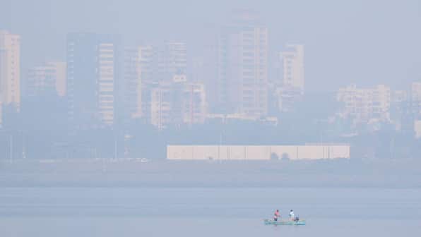 Mumbai vs Delhi: Which city has the more toxic air?
