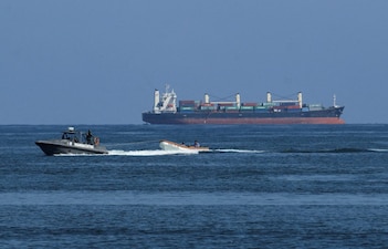 A coast guard boat of the Venezuelan Navy operates off the Caribbean coast in Puerto Cabello, Venezuela. File photo/Reuters