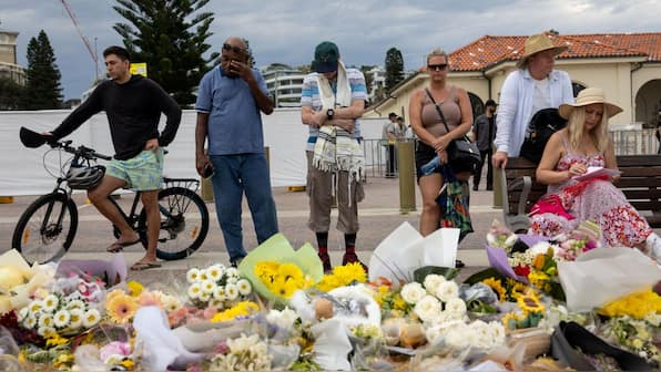 'We demand answers': Bondi victims’ families write open letter to PM demanding national inquiry