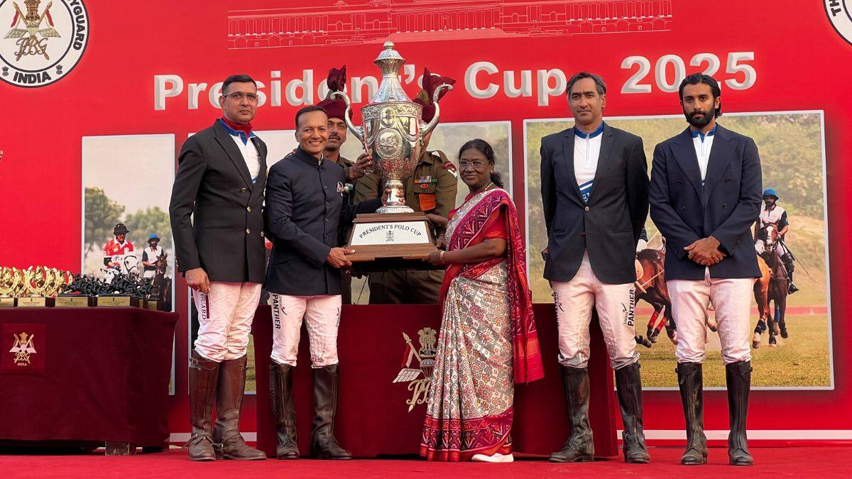 President Droupadi Murmu presents the President’s Polo Cup trophy to the Bodyguard team comprising Colonel Amit Berwal, Naveen Jindal, Simran Singh Shergill and Sawai Padmanabh Singh at the President’s Bodyguard Parade Ground in New Delhi, November 29, 2025. Firstpost/Anmol Singla