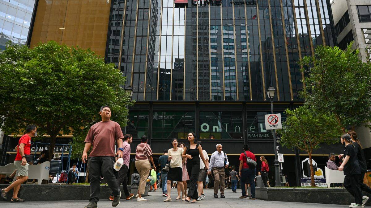 'Inform, don’t beg': Indian man’s comparison of taking work leave in India vs Singapore goes viral