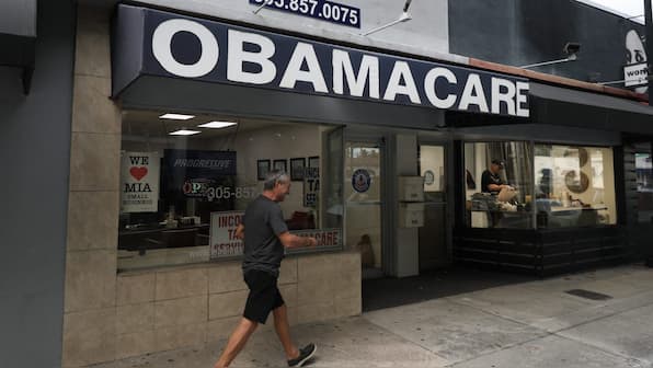 US Congress grapples with looming Obamacare cliff ahead of Thursday’s Senate vote