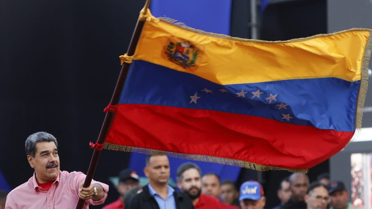 Venezuela swears in 5,600 troops amid rising tensions with US