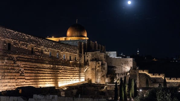 8 Islamic nations slam Israel for continued closure of Al-Aqsa Mosque during Ramadan