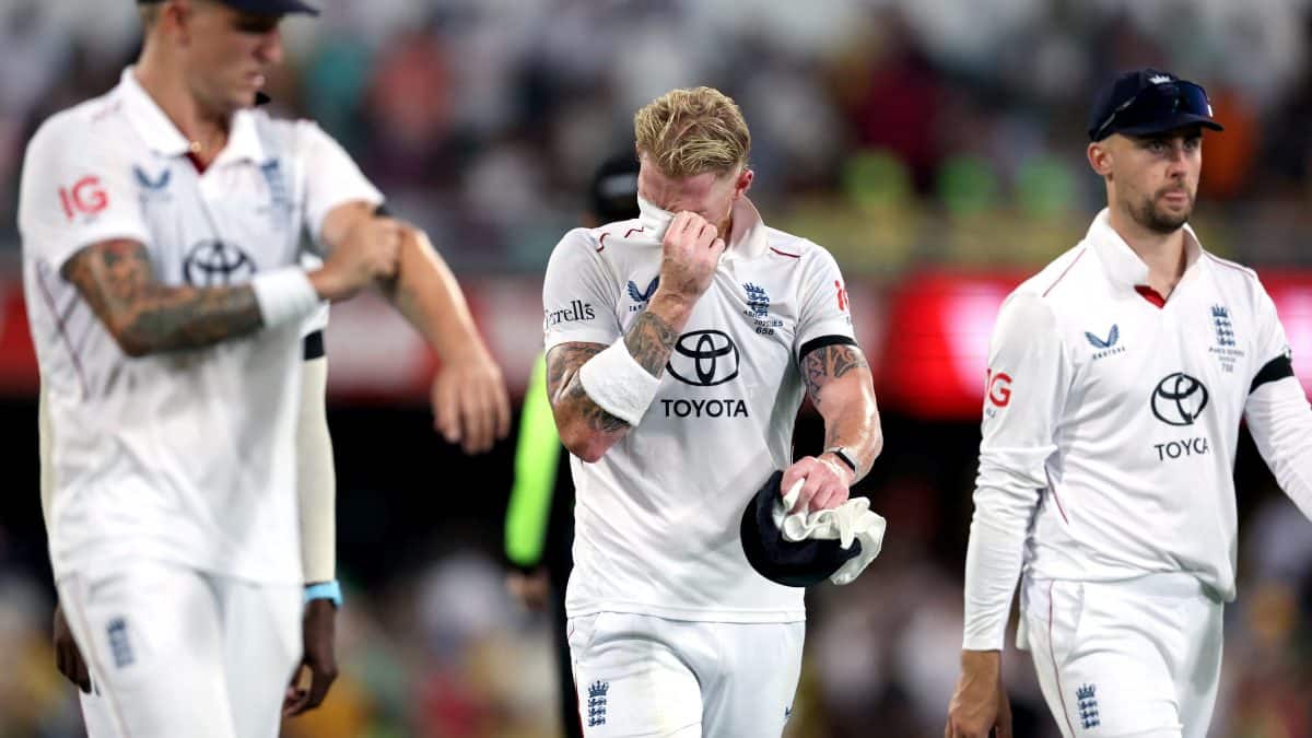 England’s missed chances prove costly as Australia take control at the Gabba
