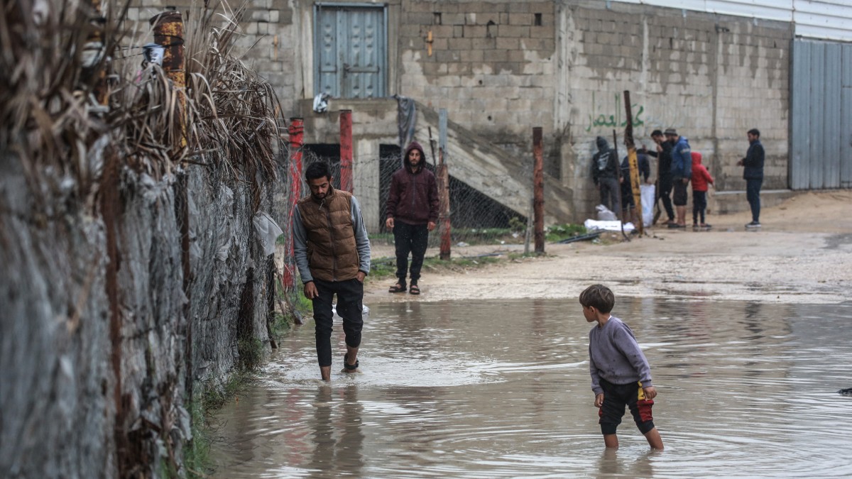 Winter storm sweeps Gaza: 800,000 people at flood risk amid doubts over peace plan phase-2 Winter storm sweeps Gaza: 800,000 people at flood risk amid doubts over peace plan phase-2