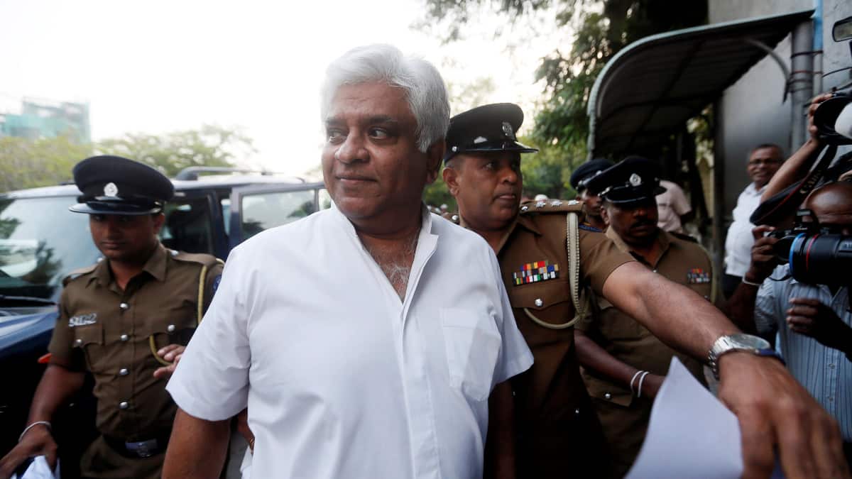 Sri Lankan cricket legend Arjuna Ranatunga set to be arrested over oil scam