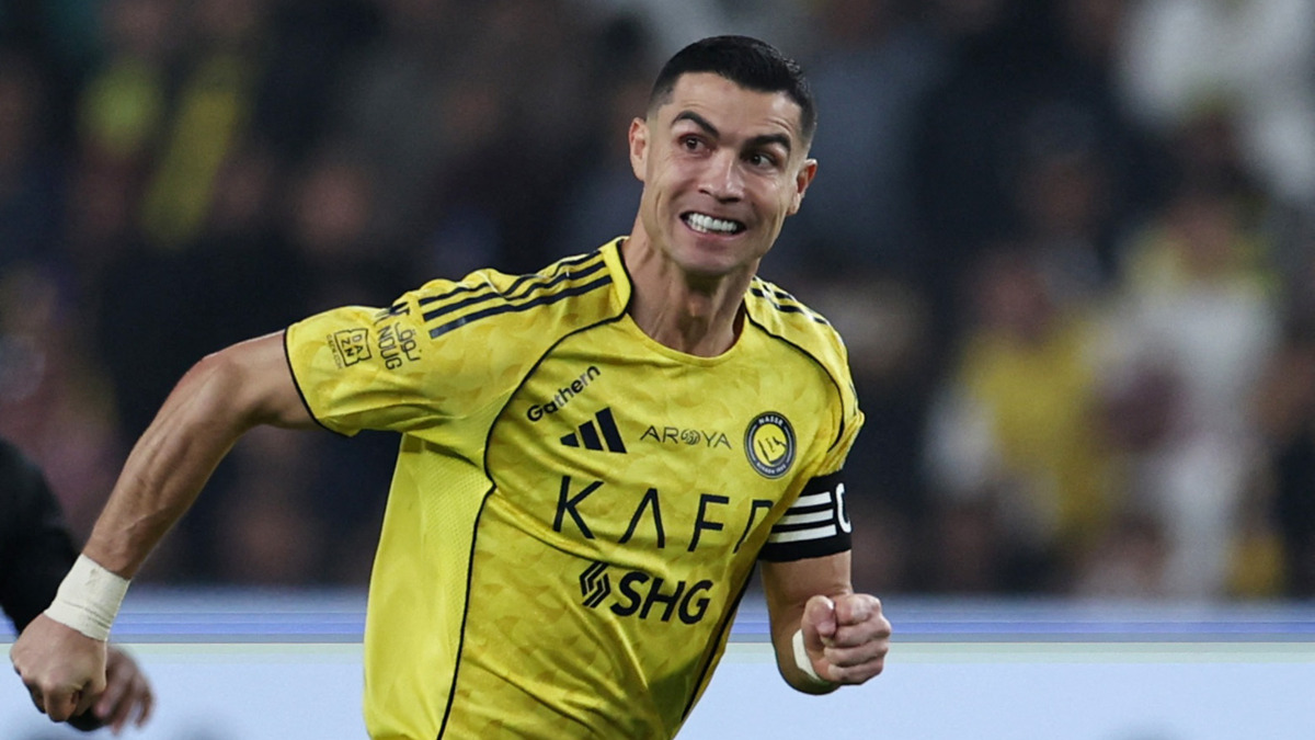 FIFA가 Al-Nassr에 대한 금지를 해제함에 따라 Cristiano Ronaldo의 SPL 타이틀 획득 희망에 큰 힘을 실어줍니다. FIFA가 Al-Nassr에 대한 금지를 해제함에 따라 Cristiano Ronaldo의 SPL 타이틀 획득 희망에 큰 힘을 실어줍니다.