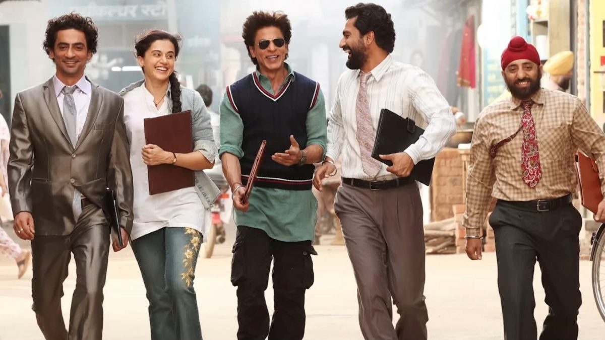 SRK-Rajkumar Hirani의 Dunki의 2년: 영화가 촉발한 7가지 강력한 논쟁 SRK-Rajkumar Hirani의 Dunki의 2년: 영화가 촉발한 7가지 강력한 논쟁