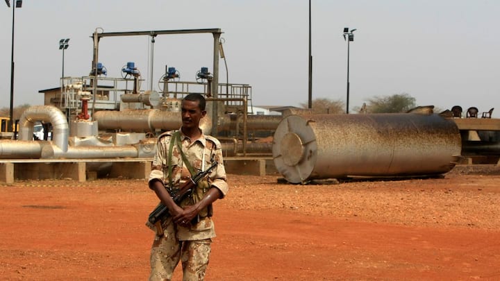 RSF paramilitary group captures Sudan’s largest oilfield at Heglig