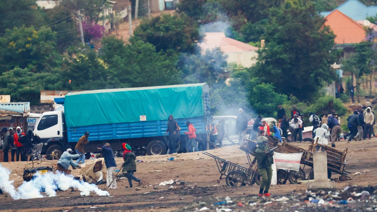 Demonstrators react as Tanzania's riot police disperse them during a protest a day after an election marred by violent demonstrations over the exclusion of two leading Opposition candidates at the Namanga border crossing point between Kenya and Tanzania on October 30, 2025. (Photo: Thomas Mukoya/Reuters) Demonstrators react as Tanzania's riot police disperse them during a protest a day after an election marred by violent demonstrations over the exclusion of two leading Opposition candidates at the Namanga border crossing point between Kenya and Tanzania on October 30, 2025. (Photo: Thomas Mukoya/Reuters)