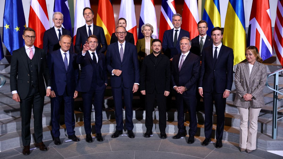 In talks with US, Ukraine gets close to security guarantees but deal on land remains elusive In talks with US, Ukraine gets close to security guarantees but deal on land remains elusive