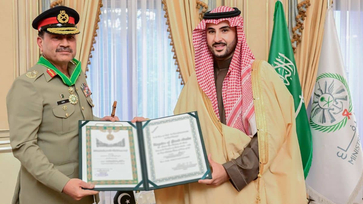 Saudi Arabia awards highest honour to Pakistan Army chief Asim Munir