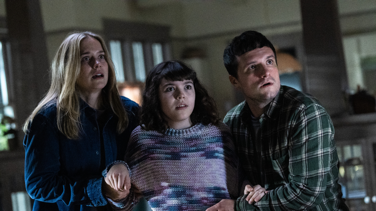 Josh Hutcherson and Piper Rubio Reunite as Mike and Abby for a darker, more emotional 'Five Nights at Freddy's 2' Josh Hutcherson and Piper Rubio Reunite as Mike and Abby for a darker, more emotional 'Five Nights at Freddy's 2'