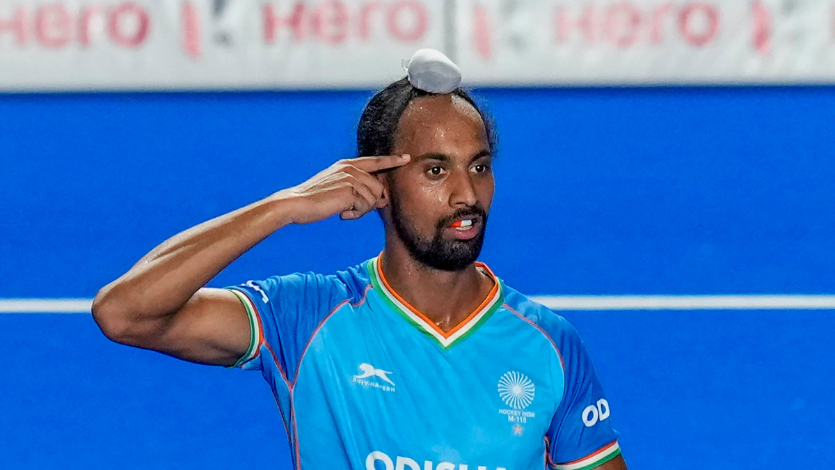 하키 선수 Hardik은 Dhyan Chand Khel Ratna 소령에게만 조언합니다. Divya, Tejaswin이 Arjuna 목록에 포함되어 있습니다. 하키 선수 Hardik은 Dhyan Chand Khel Ratna 소령에게만 조언합니다. Divya, Tejaswin이 Arjuna 목록에 포함되어 있습니다.