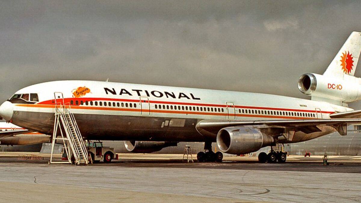 First US Domestic Passenger Jet Flight Takes Off