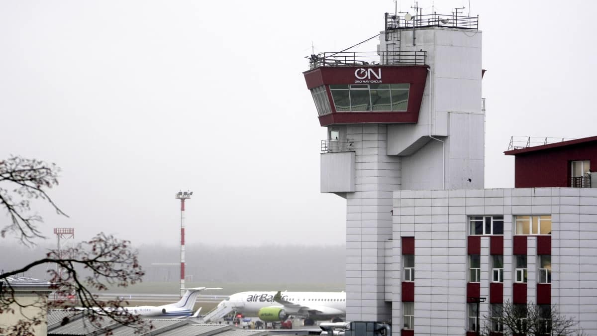 Lithuania declares state of emergency over smuggler balloons, Belarus calls concerns 'exaggerated'