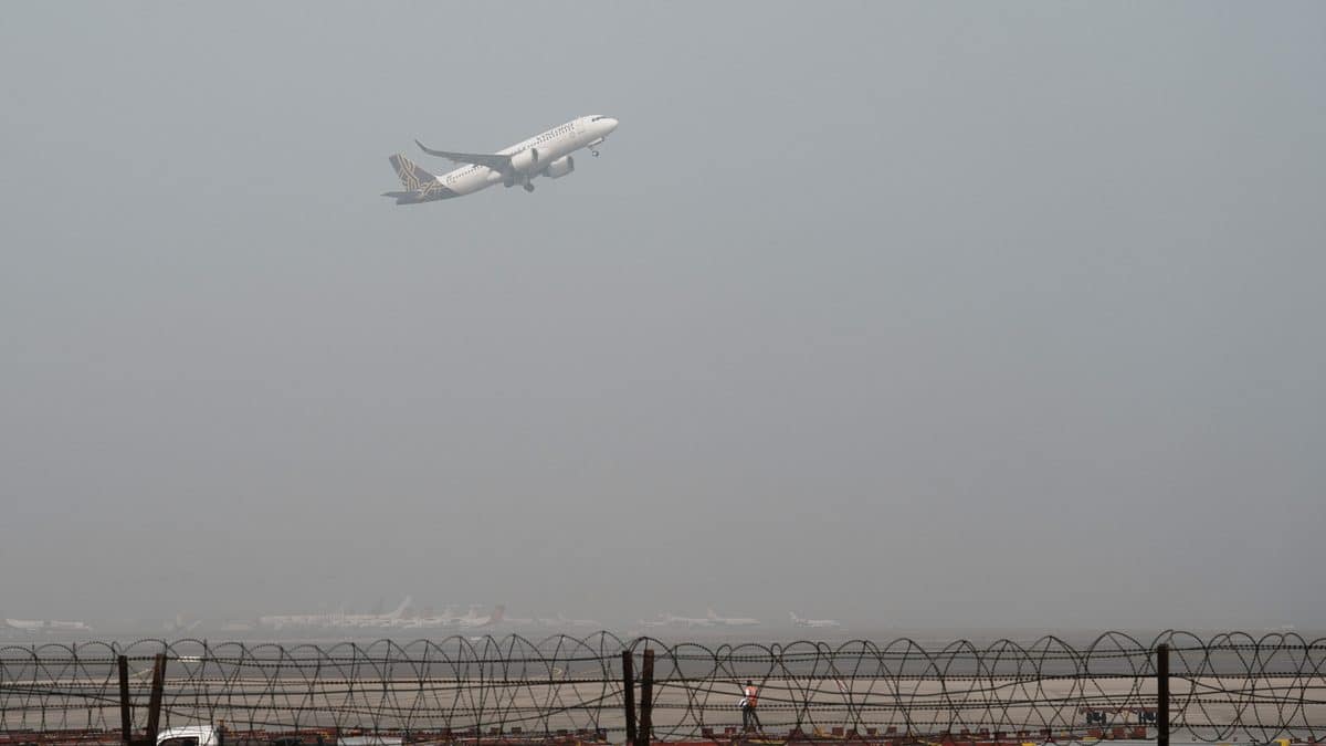 ‘Proactively check flight status’: Govt advisory to flyers, airlines as dense fog hits air travel