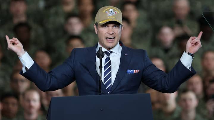 'Kill everybody': Did US Defence Secretary Hegseth's order to re-strike Venezuelan boat constitute a war crime? 'Kill everybody': Did US Defence Secretary Hegseth's order to re-strike Venezuelan boat constitute a war crime?