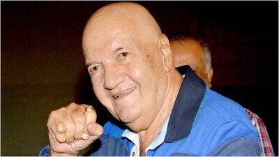 Prem Chopra undergoes procedure for severe aortic stenosis; Sharman Joshi shares update