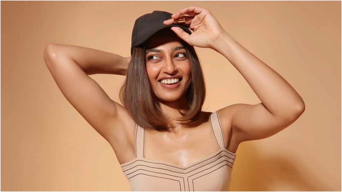 Netflix's Raat Akeli Hai actress Radhika Apte recalls being asked to pad up chest, buttocks: 'How much more rounder would you make...' Netflix's Raat Akeli Hai actress Radhika Apte recalls being asked to pad up chest, buttocks: 'How much more rounder would you make...'