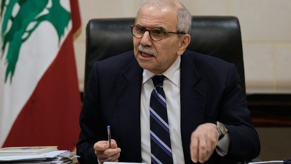 Lebanese Prime Minister Nawaf Salam speaks to journalists working for foreign media and news agencies at the government palace in Beirut, Wednesday, Dec. 3, 2025. (AP Photo/Bilal Hussein)
Lebanese Prime Minister Nawaf Salam speaks to journalists working for foreign media and news agencies at the government palace in Beirut, Wednesday, Dec. 3, 2025. (AP Photo/Bilal Hussein)