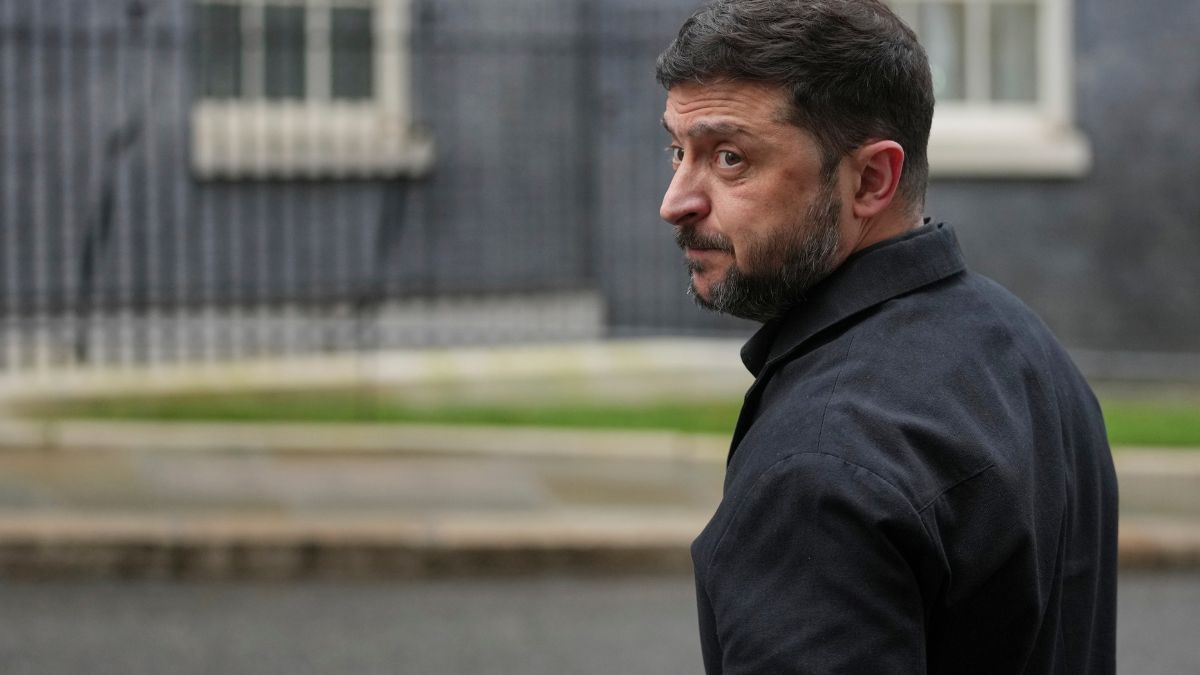 Zelenskyy warns Russia preparing new 'year of war' after Putin vows territorial gains Zelenskyy warns Russia preparing new 'year of war' after Putin vows territorial gains