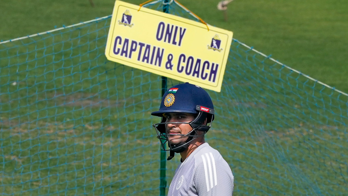 The BCCI isn't likely to rush Shubman Gill's recovery process from the neck injury keeping the upcoming T20 World Cup in mind. PTI The BCCI isn't likely to rush Shubman Gill's recovery process from the neck injury keeping the upcoming T20 World Cup in mind. PTI