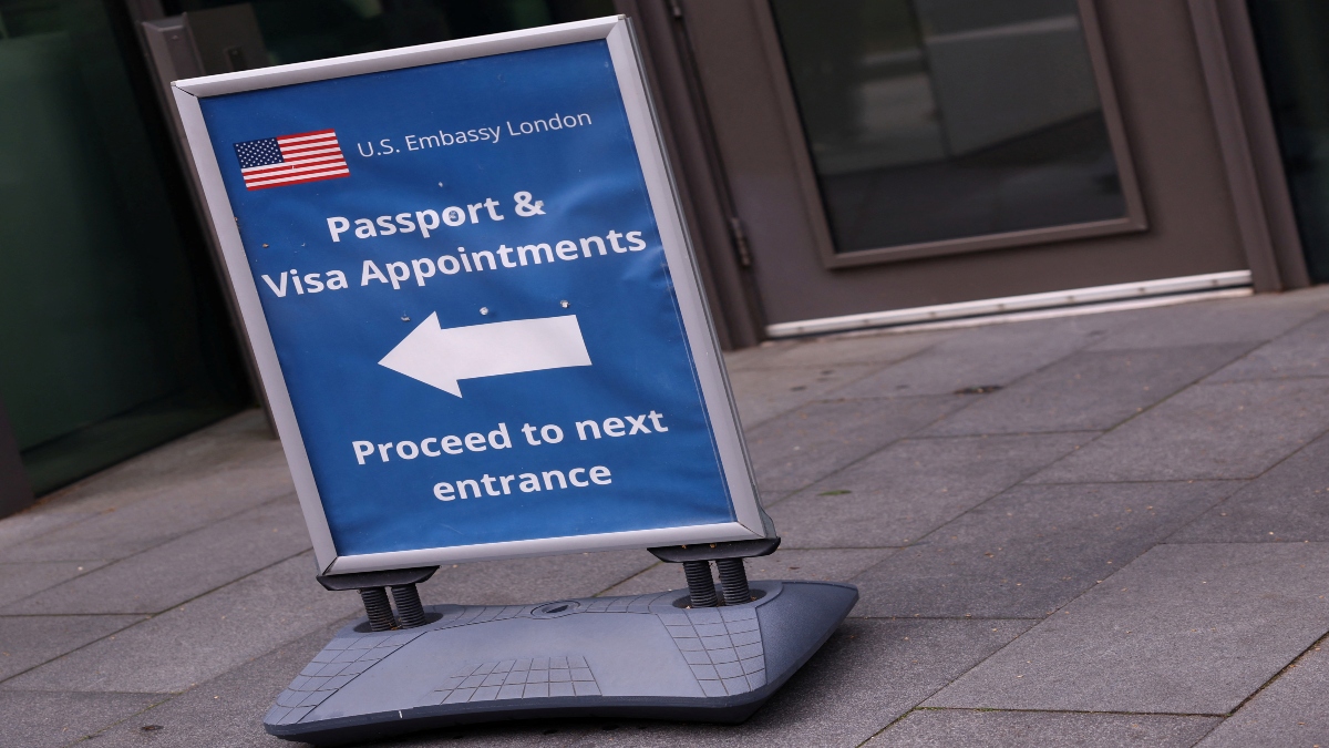 Trump admin tightens H-1B visa screening, targets applicants involved in 'censorship' of free speech Trump admin tightens H-1B visa screening, targets applicants involved in 'censorship' of free speech