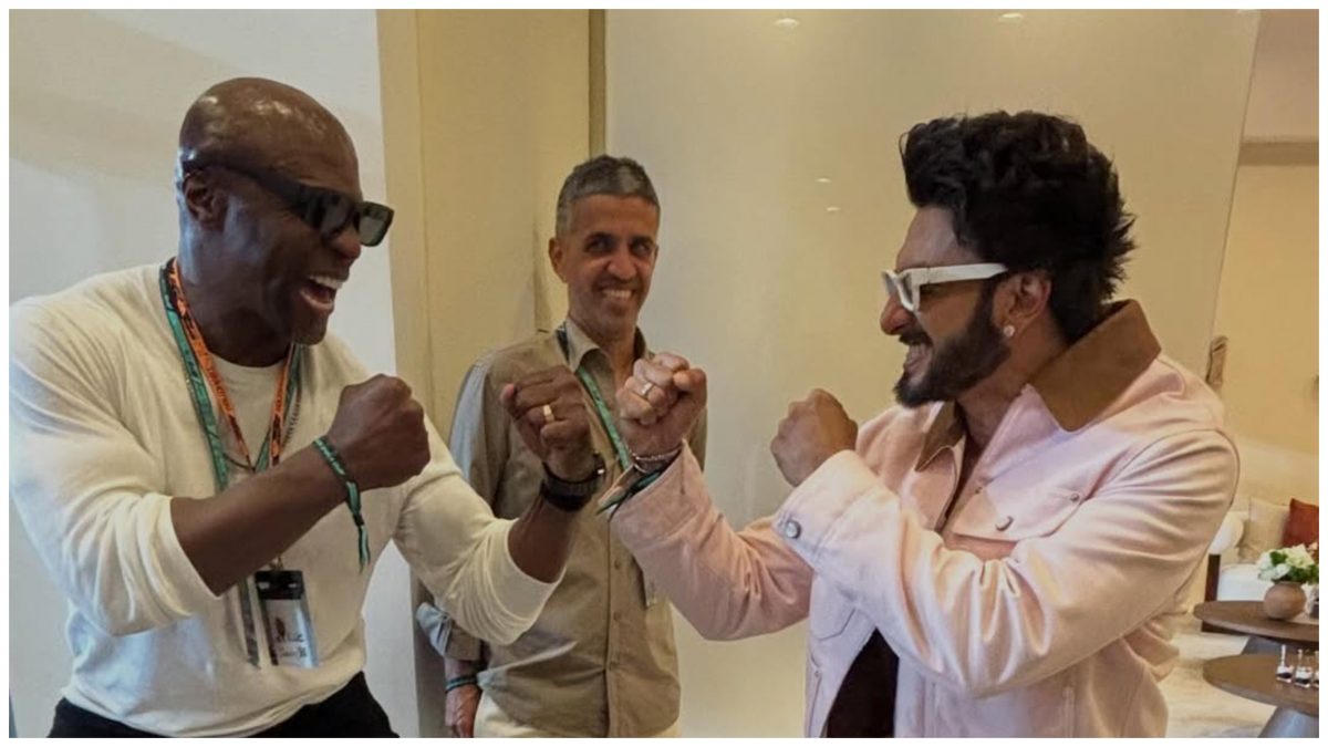 Brooklyn Nine-Nine actor Terry Crews strikes pose with Ranveer Singh, congratulates him for Dhurandhar Brooklyn Nine-Nine actor Terry Crews strikes pose with Ranveer Singh, congratulates him for Dhurandhar