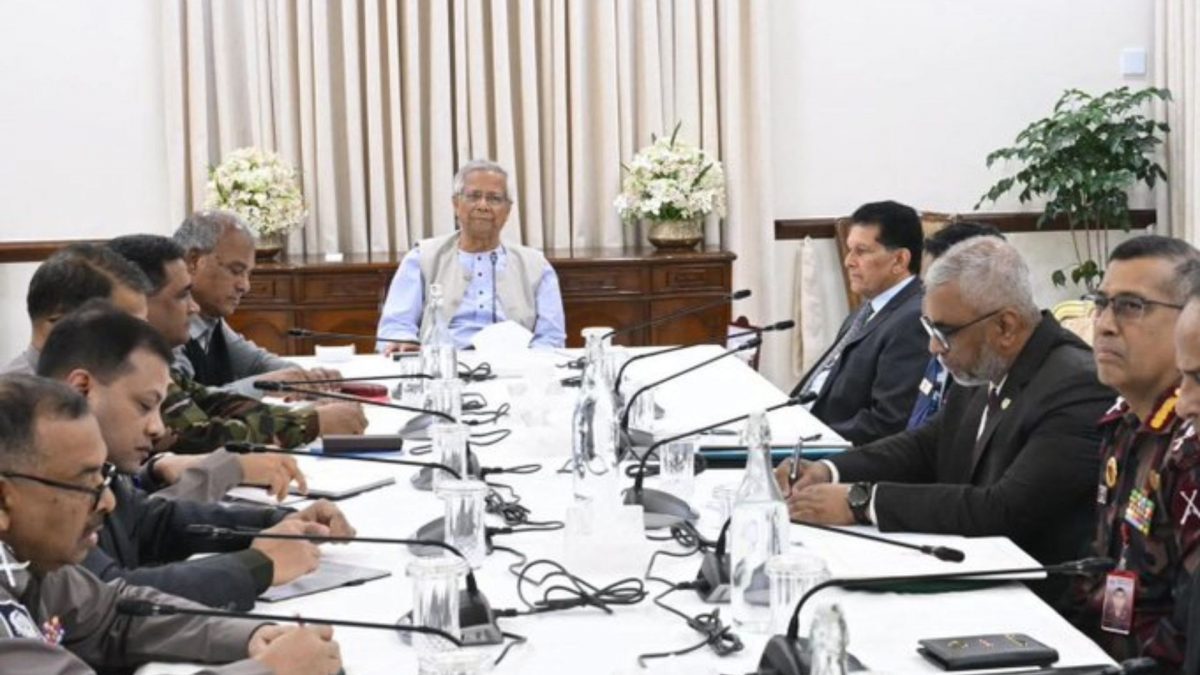 Bangladesh says it has identified three involved in unrest near Indian official’s residence Bangladesh says it has identified three involved in unrest near Indian official’s residence