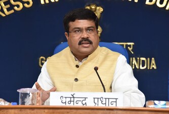  Dharmendra Pradhan highlights India’s diversity as a pillar for innovation in the Artificial Intelligence era. 