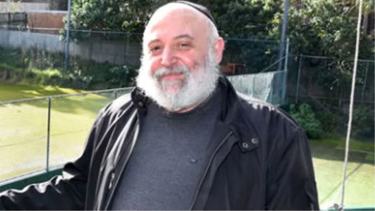 Who is Reuven Morrison? A father who was killed after hurling bricks at Bondi Beach gunman Who is Reuven Morrison? A father who was killed after hurling bricks at Bondi Beach gunman
