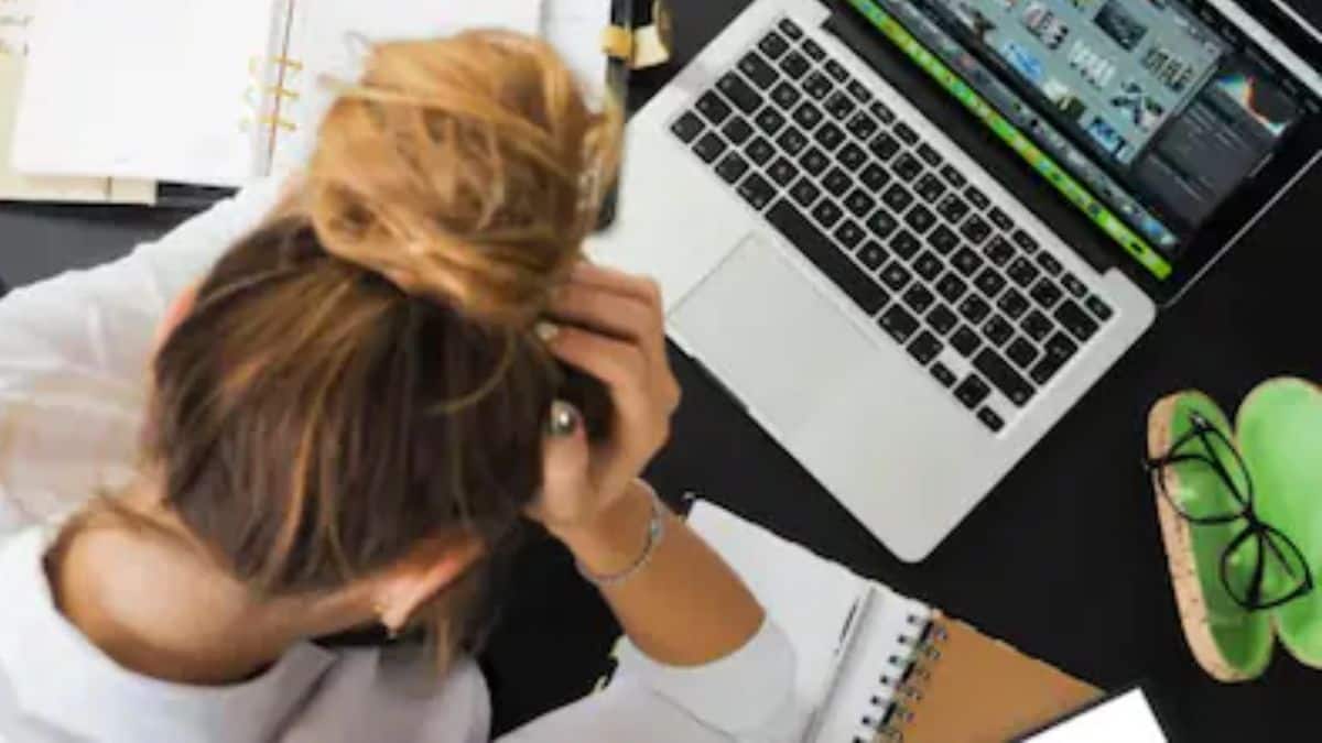 Why a Spanish woman was fired for regularly showing up 40 minutes early to work