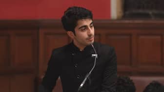 Viraansh Bhanushali has gone viral for taking on Pakistan during an Oxford Union debate. Image Courtesy: YouTube/Screenshot