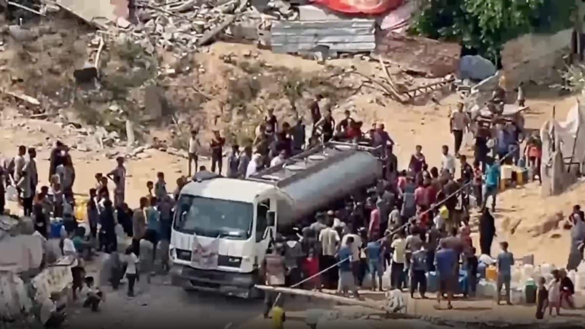 M113 truck-bombs: Israel new multi-ton weapons that bulldozed Gaza City weeks before ceasefire