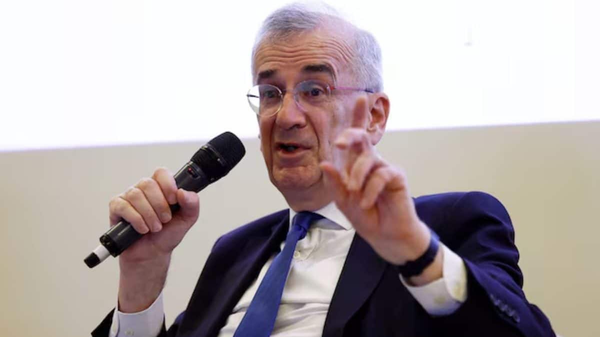 France’s economy weathers political uncertainty with vote on budget — with hope of higher growth