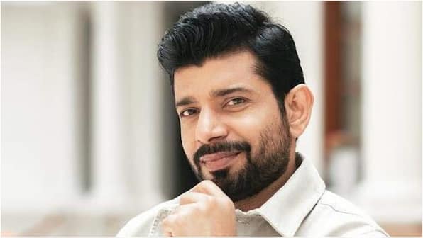 Vineet Kumar Singh recalls playing Sanjay Dutt's dead body, carrying 8-year-old Ishaan Khatter on his arms to film set: 'Survival zaroori hai'