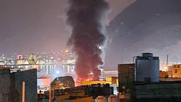 Saudi Arabia bombs Yemen port after calling strike by ‘brotherly’ UAE ‘dangerous’