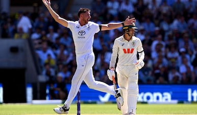 Alex Carey admitted after the end of the day's play that he might have edged the ball. Image: AFP