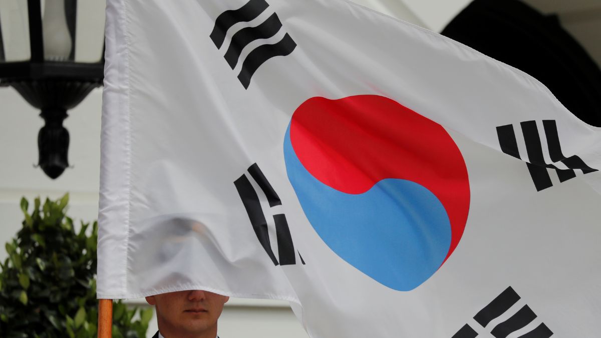 First elected Seoul mayor in 2006, Oh returned to office in 2021 following the death by suicide of successor Park Won-soon. (Reuters) First elected Seoul mayor in 2006, Oh returned to office in 2021 following the death by suicide of successor Park Won-soon. (Reuters)