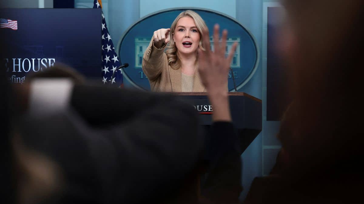 White House defends second strike on Venezuelan boat  as legality questioned