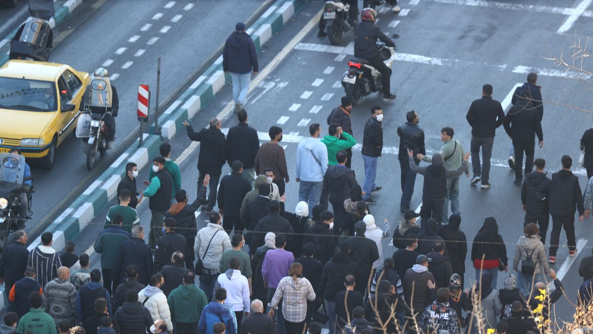 이란, 미국·이스라엘 경제위기 보복에 단호한 대응 경고 이란, 미국·이스라엘 경제위기 보복에 단호한 대응 경고