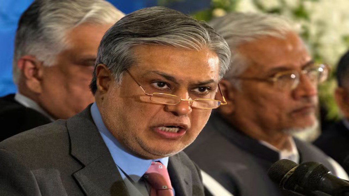 Ishaq Dar’s year-end presser exposes where Pakistan must introspect Ishaq Dar’s year-end presser exposes where Pakistan must introspect