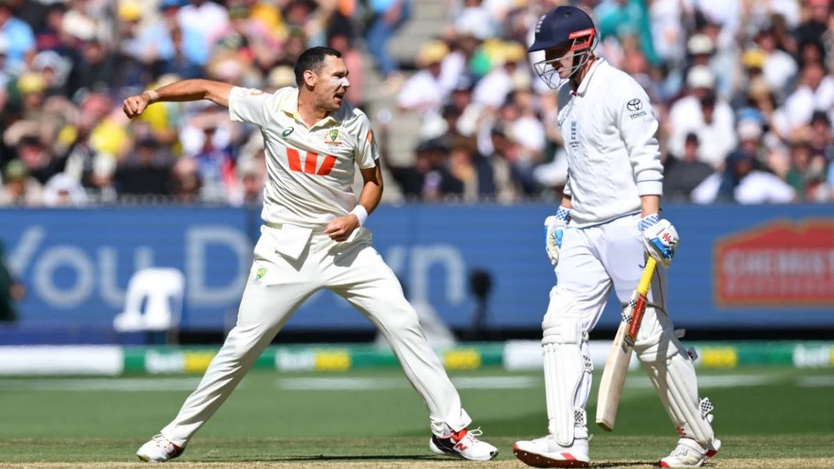 Cook, Vaughan and Broad blame MCG pitch after bowlers dominate Day 1 of 4th Ashes Test: 'It was an unfair contest' Cook, Vaughan and Broad blame MCG pitch after bowlers dominate Day 1 of 4th Ashes Test: 'It was an unfair contest'