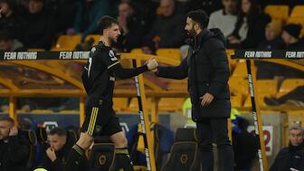 Ruben Amorim was happy with how Manchester United bounced back to beat Wolves. Image: Reuters 