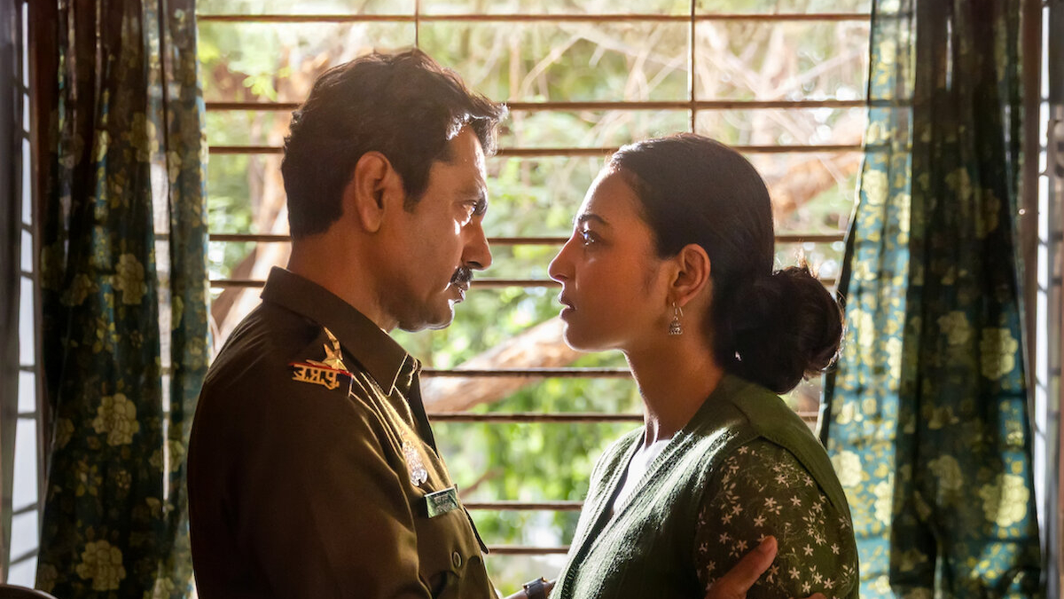 Netflix's 'Raat Akeli Hai: The Bansal Murders' Trailer Review: Nawazuddin Siddiqui, Radhika Apte, Chitrangda Singh's whodunit looks promising Netflix's 'Raat Akeli Hai: The Bansal Murders' Trailer Review: Nawazuddin Siddiqui, Radhika Apte, Chitrangda Singh's whodunit looks promising