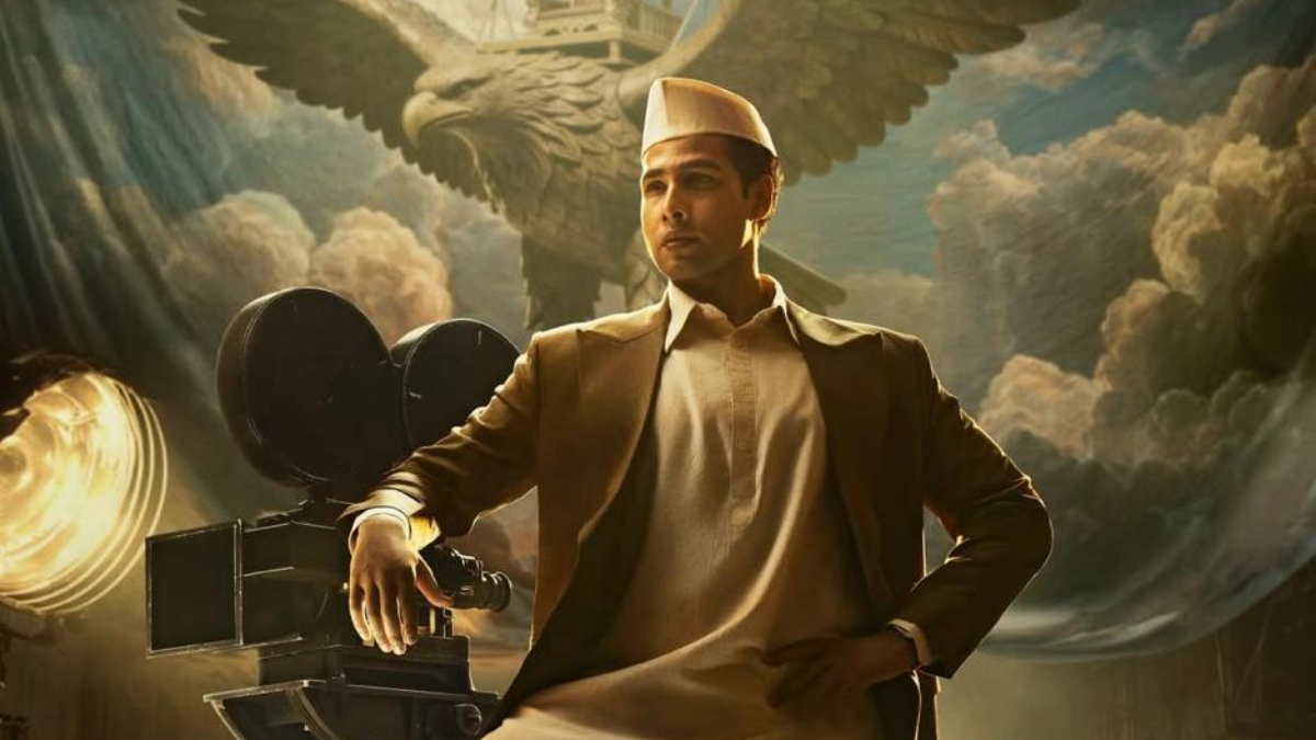 'Gully Boy' actor Siddhant Chaturvedi all set to play legendary filmmaker V Shantaram in his biopic, first look out 'Gully Boy' actor Siddhant Chaturvedi all set to play legendary filmmaker V Shantaram in his biopic, first look out