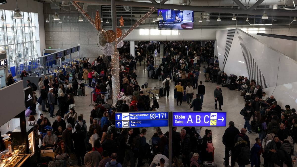 Why flights were grounded in Greece, leaving holiday passengers stranded